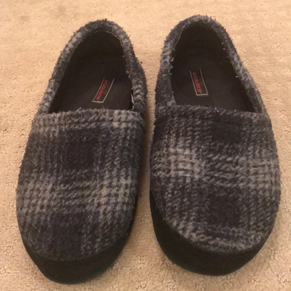 Woolrich Slippers that fit Men’s Sizes 11.5 - 12.5